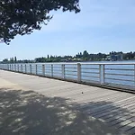 Dans Colombier Proche De Parking Prive منزل للإقامة فيشي