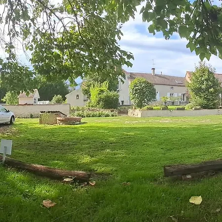 Dans Colombier Proche De Parking Prive Kwatera prywatna *